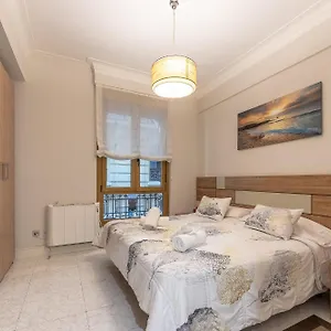 Apartamento En El Mismo Corazon Del Casco Viejo, Bilbao